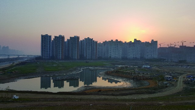 02-2.jpg