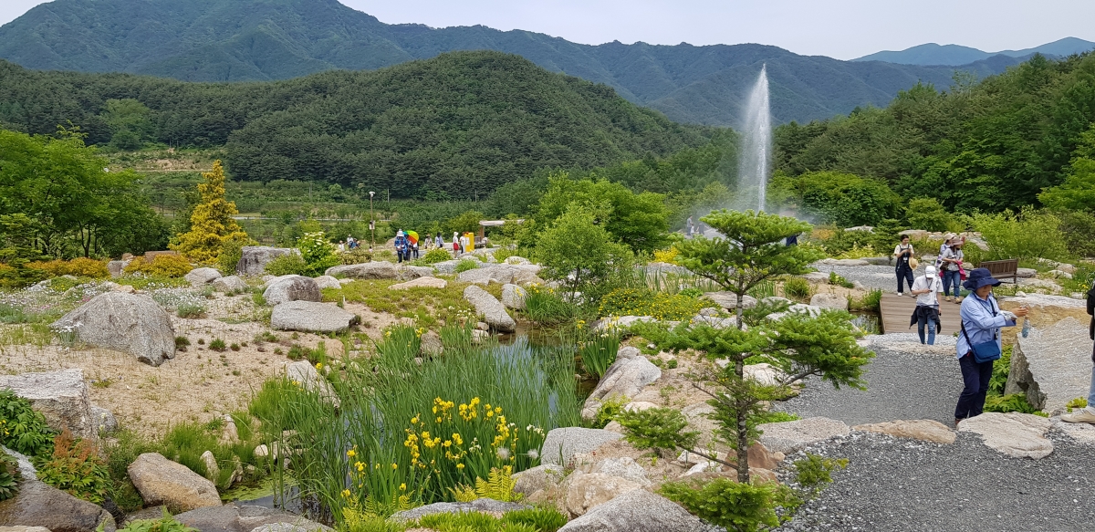 암석원조성후.jpg