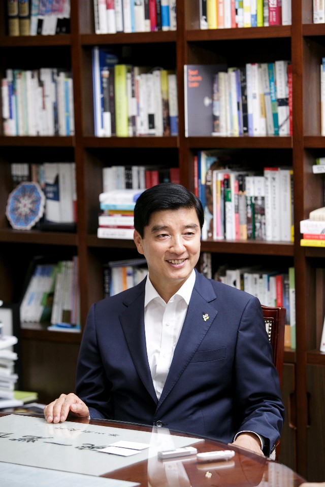 01 이해식.jpg