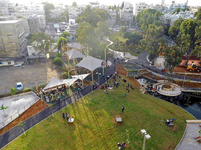 KIRYAT04-2.jpg