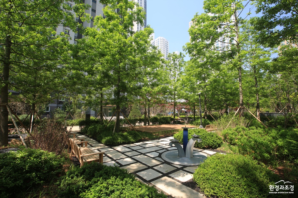 가족캠핑숲 (3).jpg