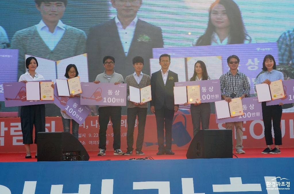 4동상.JPG