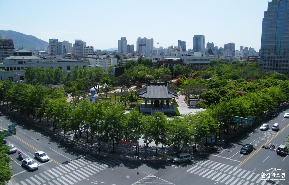 국채보상공원.jpg