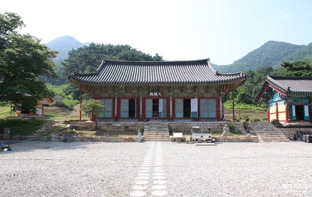 대웅전1.jpg