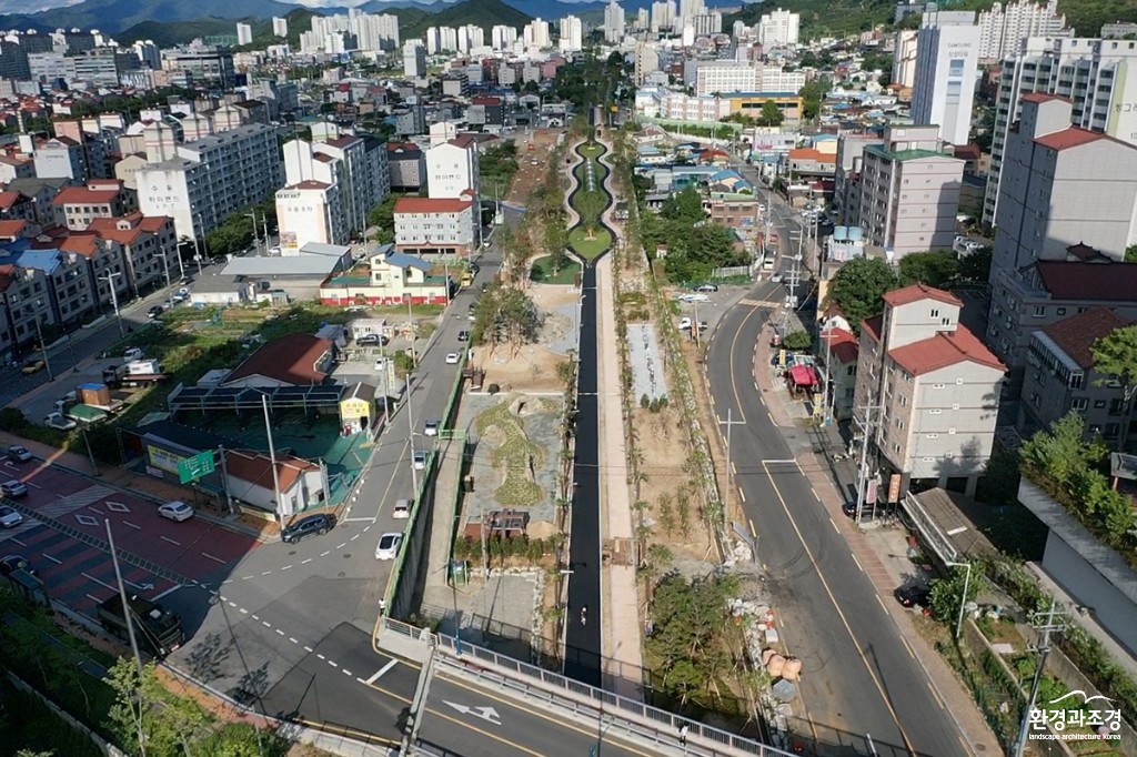 김해시 진영 폐선부지 도시숲 준공 전경사진.jpg