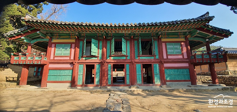 경주 옥산서원 무변루 정면 보도.jpg