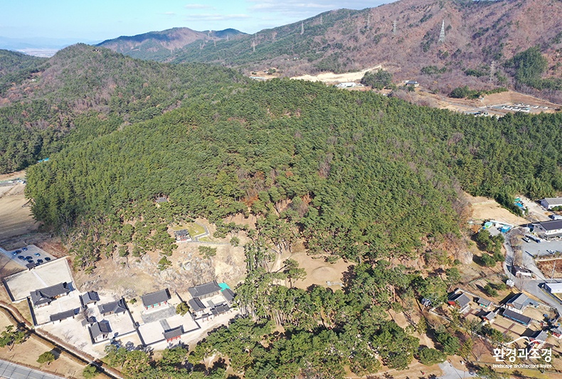 경주 금강산 표암봉 일원 전경.jpg
