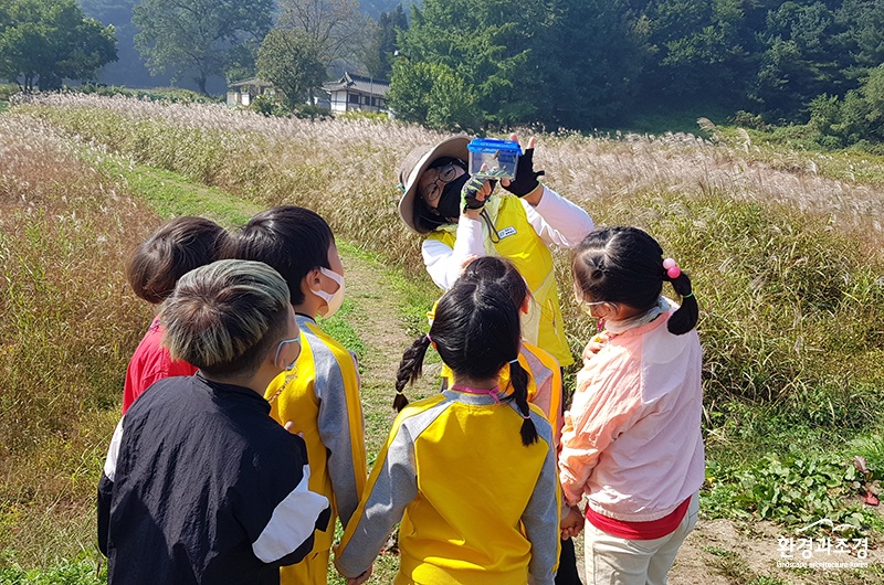 숲해설가 생태체험 프로그램 (사진=청주시 제공).jpg