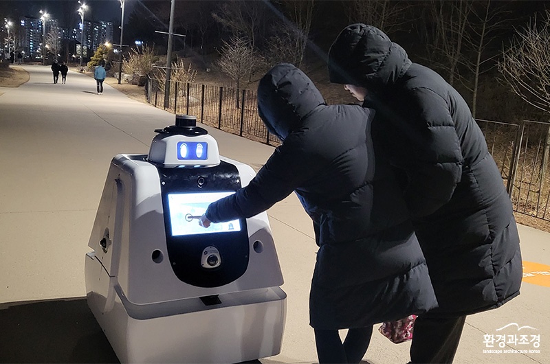 로보타닉 야간순찰 모습 ㅂㄷ.jpg