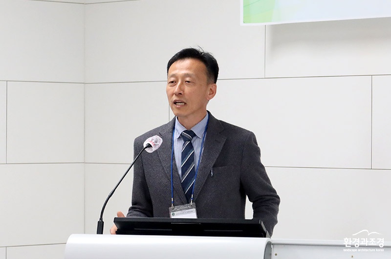 김태경 교수.jpg