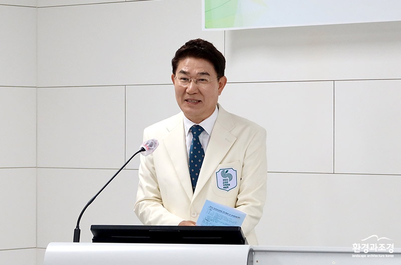 노관규 시장.jpg