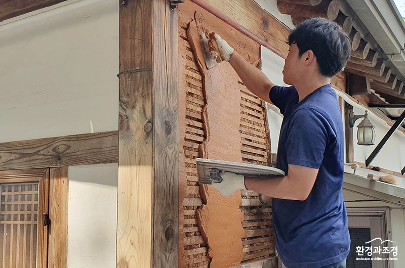 한옥 소규모 수선 (사진=서울시 제공).jpg