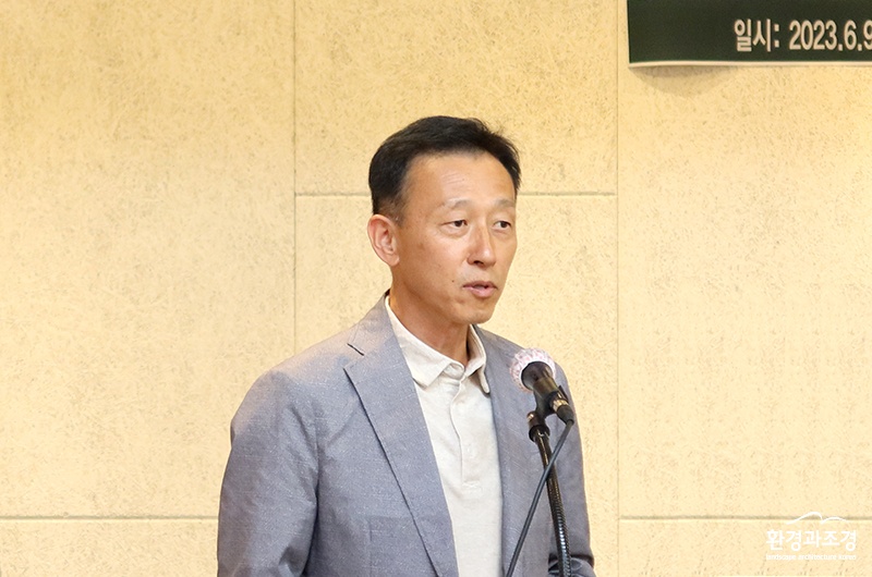 김태경교수.jpg