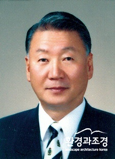 이철호 회장.jpg