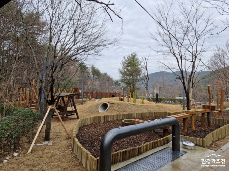 정관읍 소두방공원 자연친화 놀이시설(사진=기장군 제공).jpg