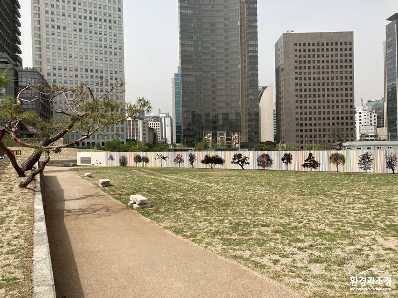 덕수궁 선원전 발굴터 복사.jpg