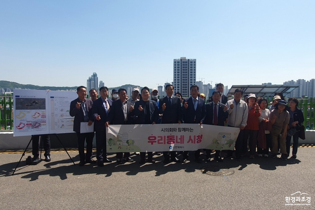 기념사진2.jpg