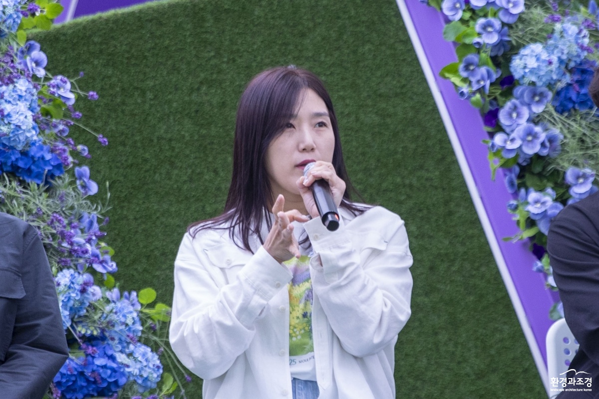 818A1159.JPG