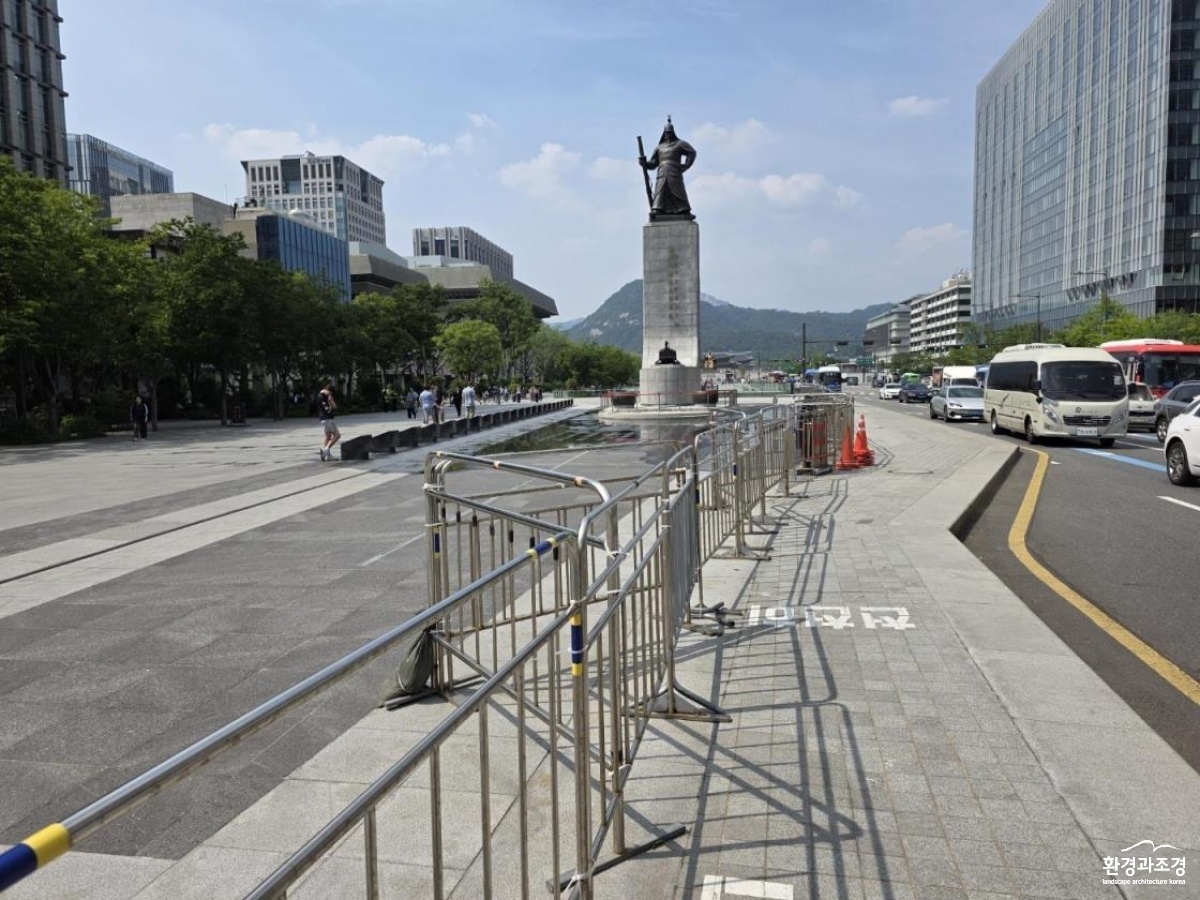 기존 안전펜스 설치모습1.jpg