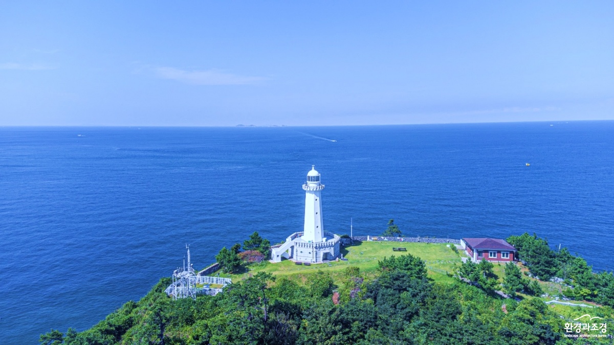 말도등대 전경.jpg