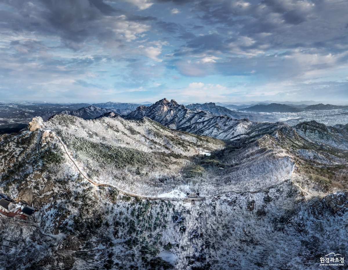 2. 한양의 수도성곽(북한산성 대남문).jpg