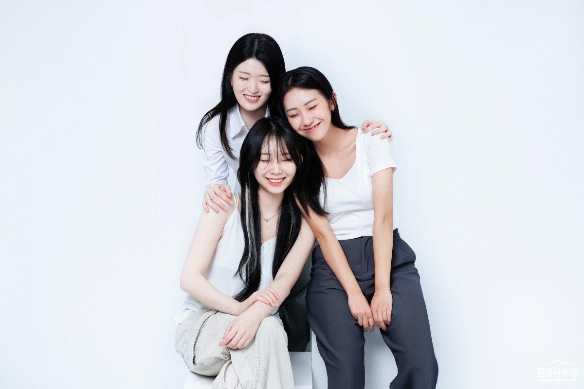 팀원 사진.jpg