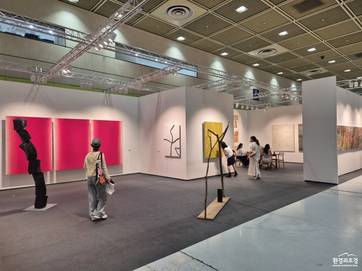 KakaoTalk_20250905_175136372_05.jpg
