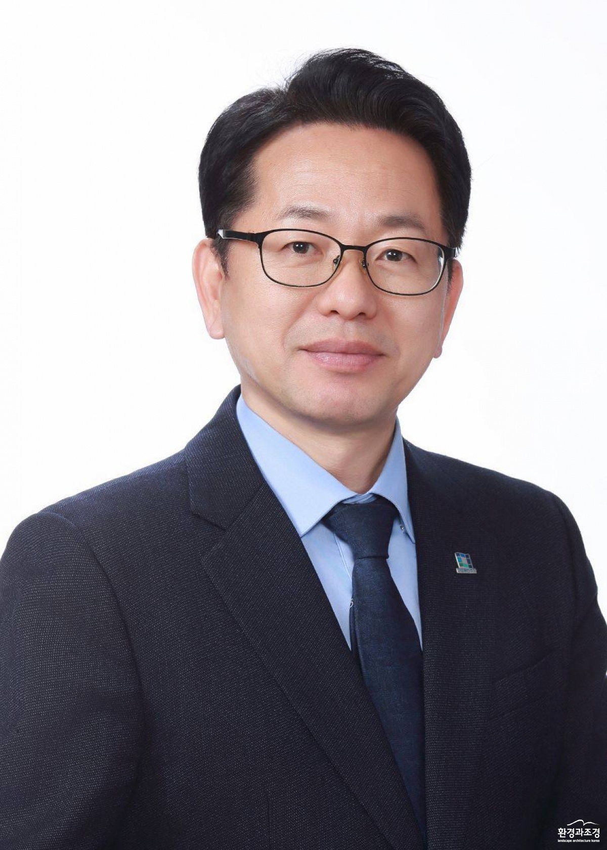김문수_프로필_사진.jpg