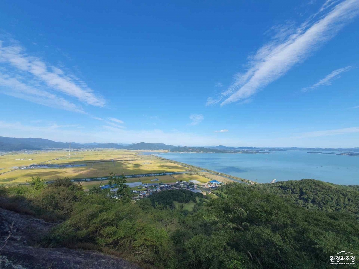 오봉산 정상에서 바라본 풍경.jpg
