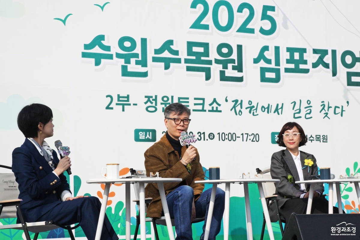 김영하 중심.jpg