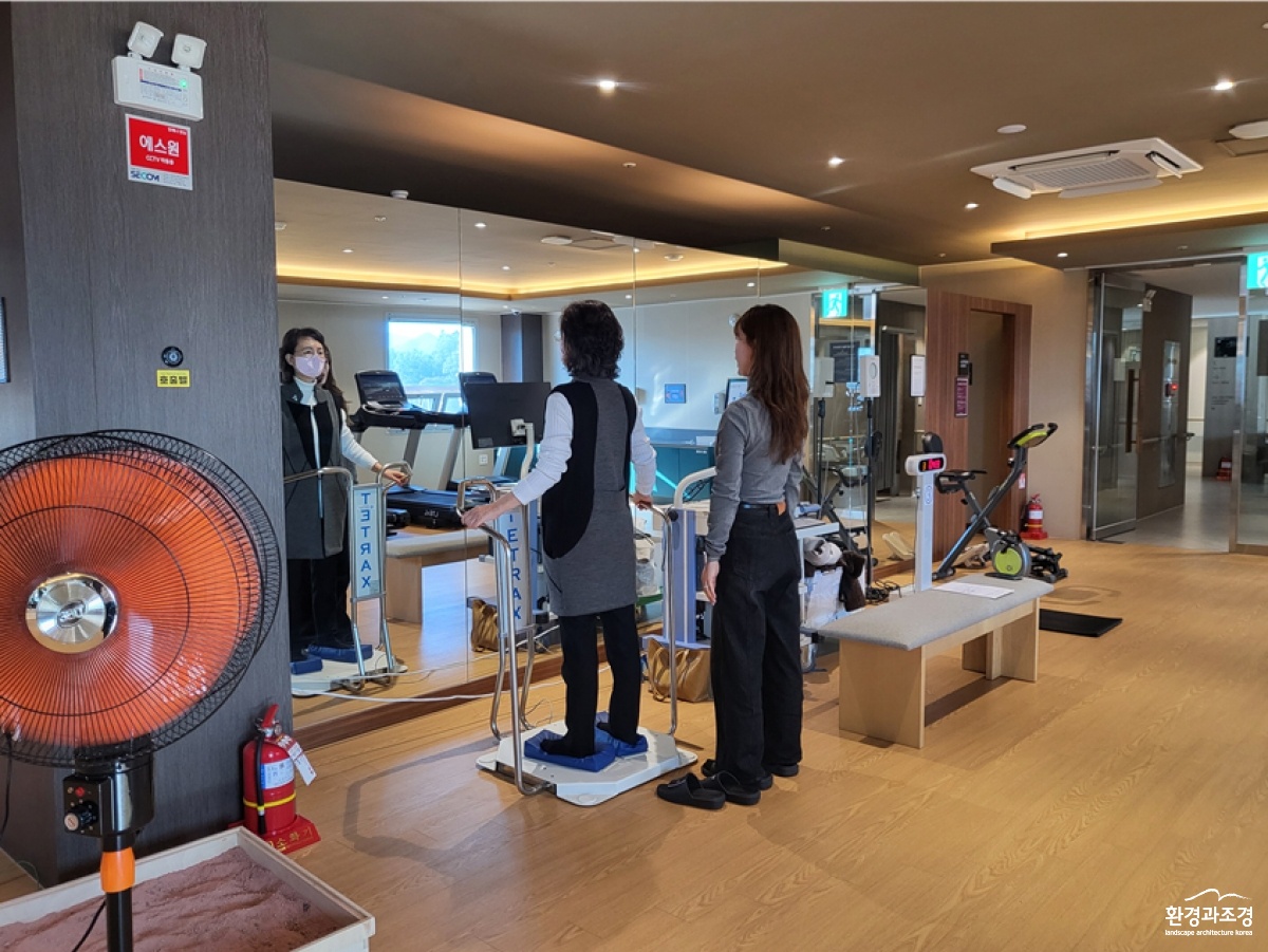 3 복사.jpg