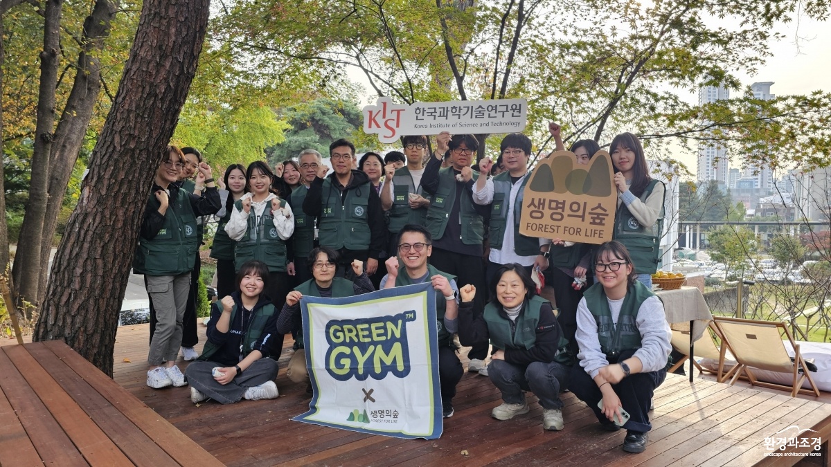 KakaoTalk_20251120_160802207_09.jpg