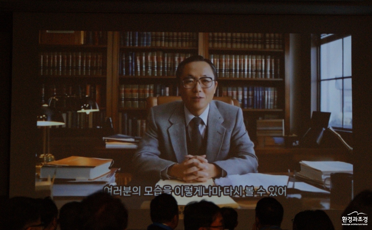 4. 축사(AI영상) 복사.jpg