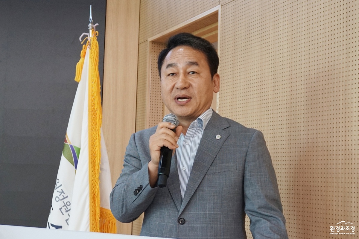 DSC02512_상무이사.jpg